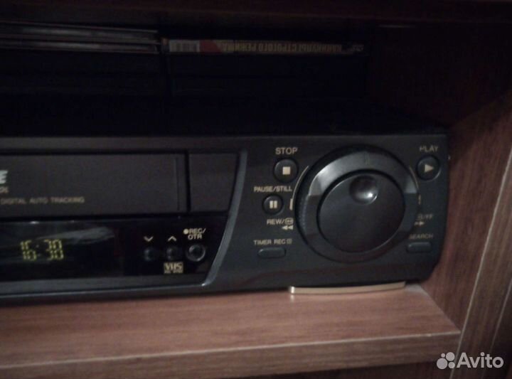 Видео магнитофон Панасоник NV-SD570