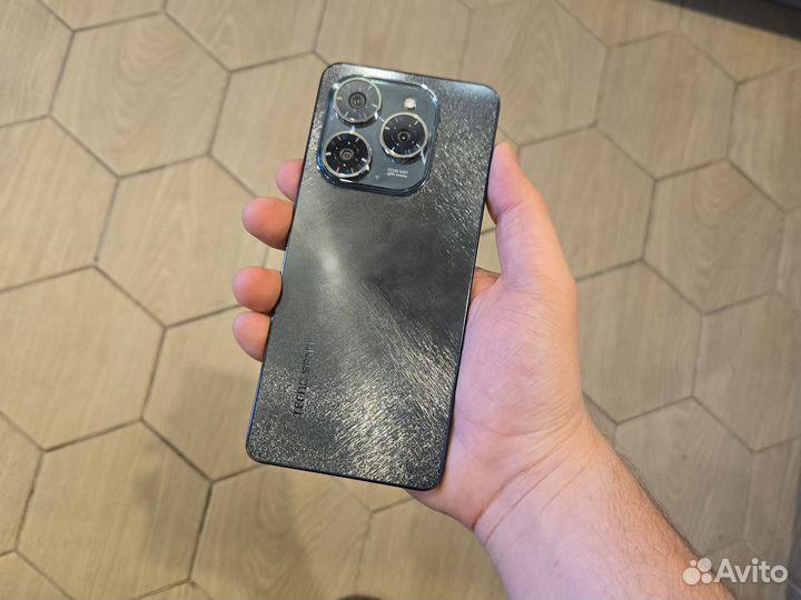 TECNO Spark 20 Pro, 8/256 ГБ