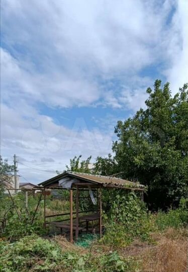 Дача 15 м² на участке 6 сот.