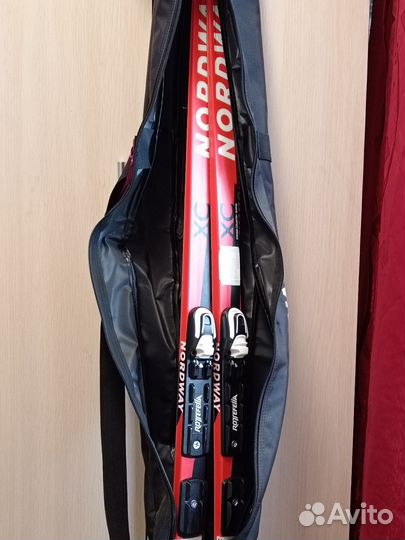 Беговые лыжи