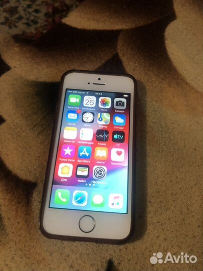 Телефон iPhone 5s