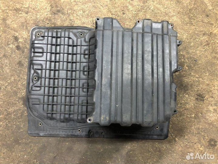 Поддон багажника Bmw E90