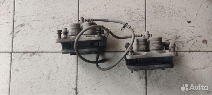 Тормоза передние Субару 294