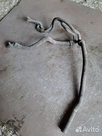 Патрубок охлаждения Mercedes W211