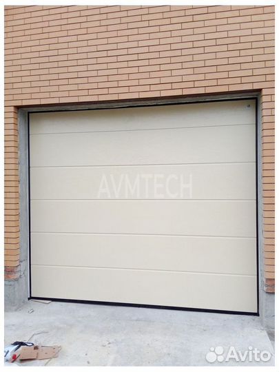 Секционные ворота для гаража