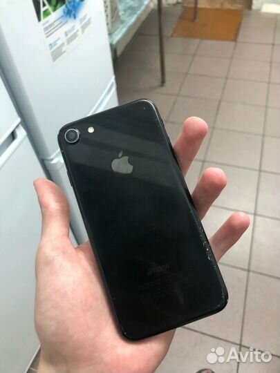 iPhone 7, 32 ГБ