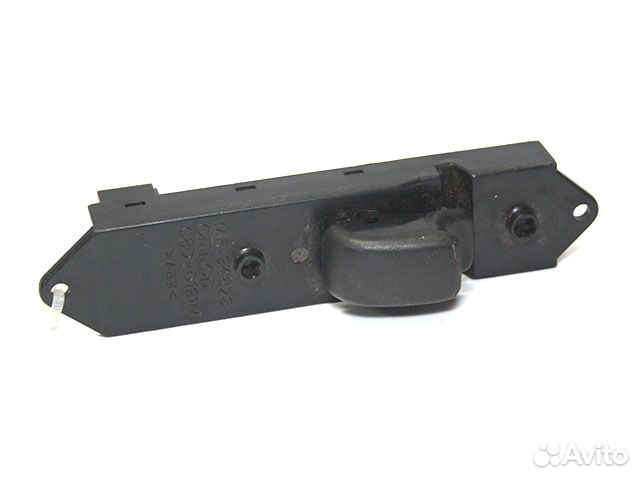 Кнопка стеклоподъемника Mitsubishi Pajero Sport