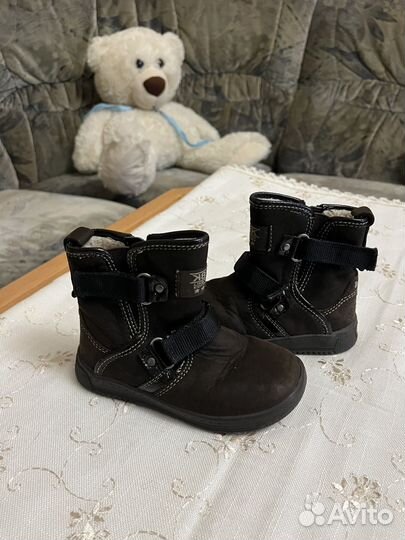 Детские размер23 24 в хорошем состоянии