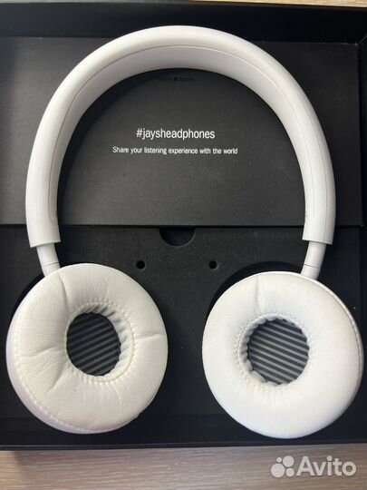 Беспроводные наушники jays