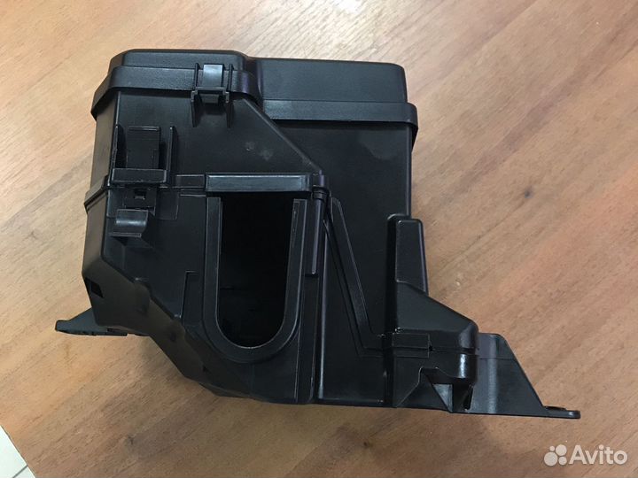 9452547 Vоlvo хc90 Кoрпус блока предoхpанителей в