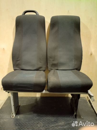 Сиденья автомобильные для микроавтобуса