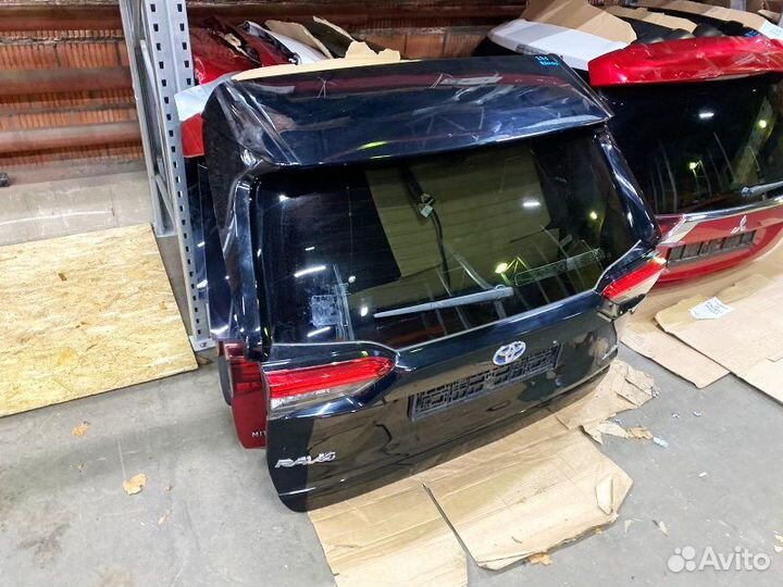 Дверь багажника Toyota RAV4 XA50 2018-2024