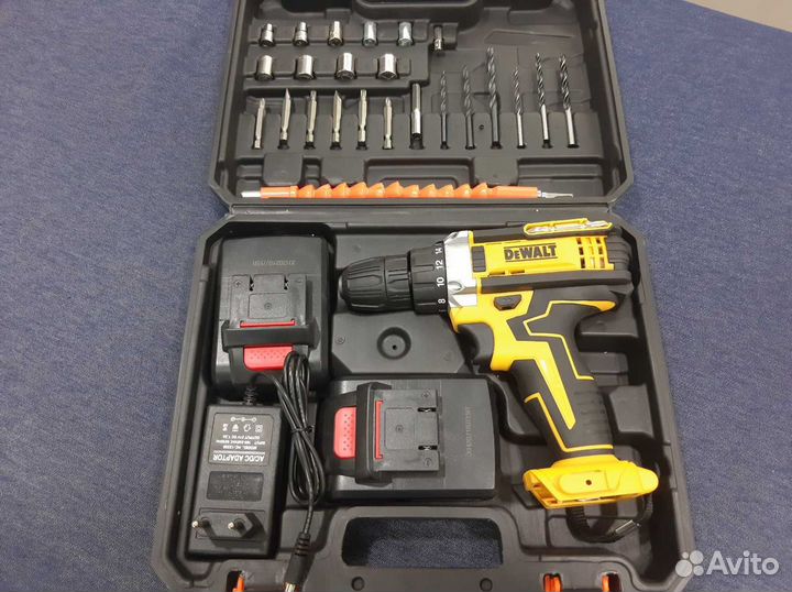 Шуруповерт dewalt 18v