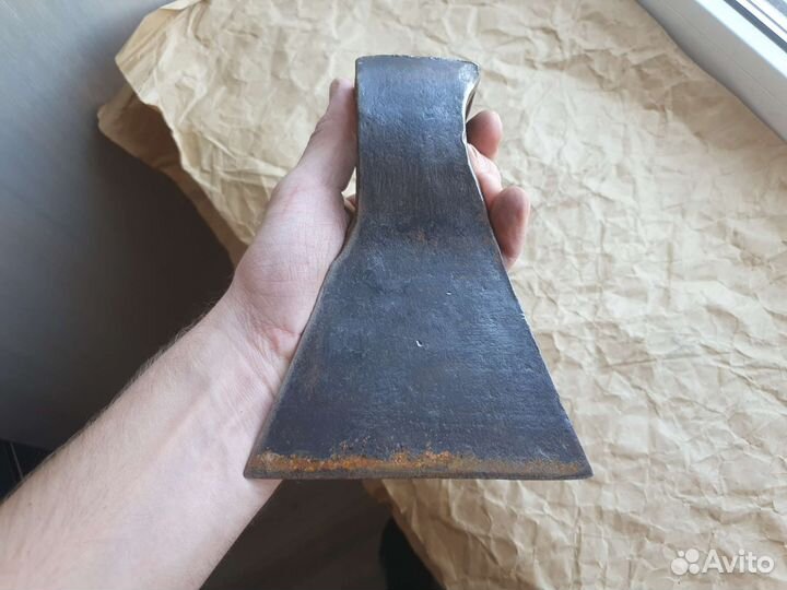 Топор труд вача