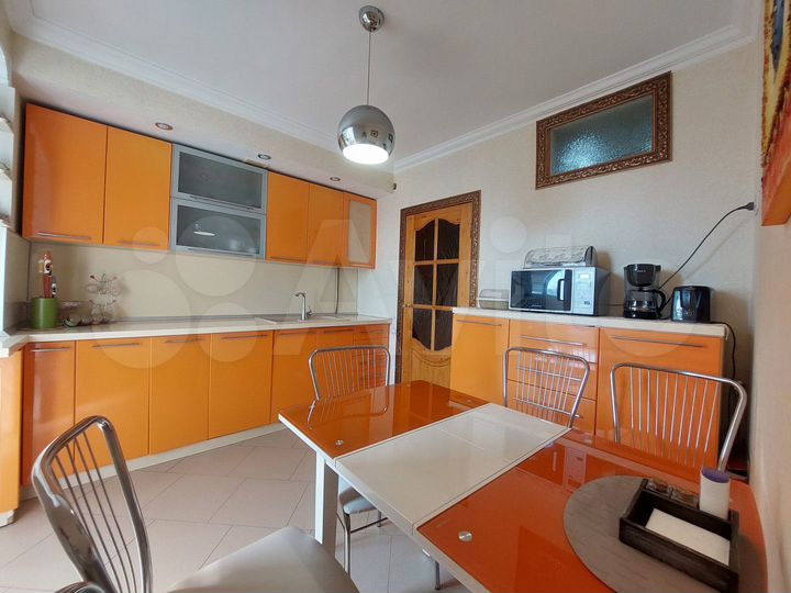 3-к. квартира, 72 м², 5/5 эт.