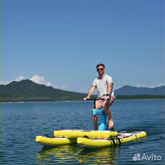 Водный велосипед на сапбордах