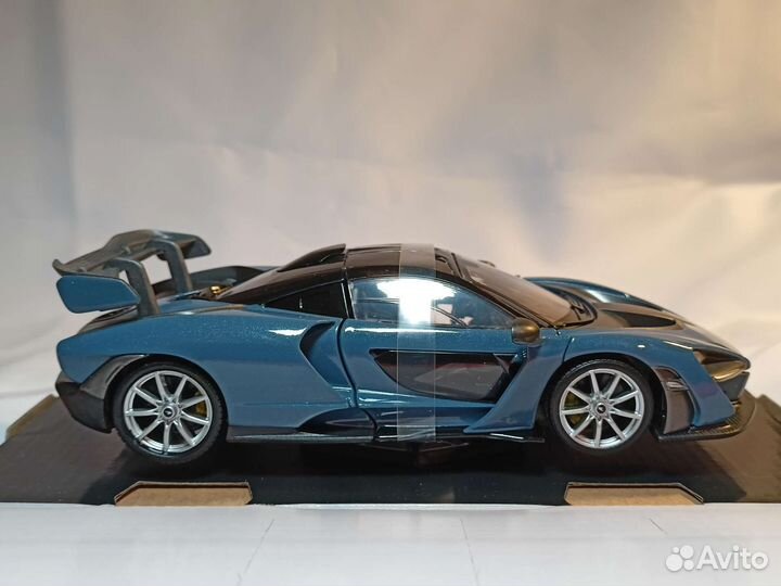 Модель автомобиля McLaren Senna Blue Motormax 1:24