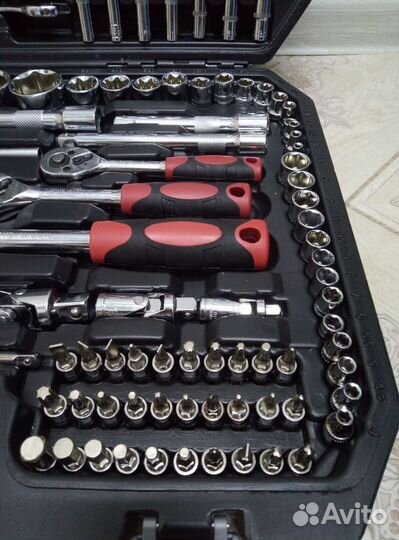 Набор инструментов 218 предметов