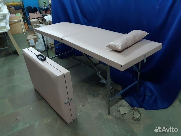 Массажный стол (косметологическая кушетка )