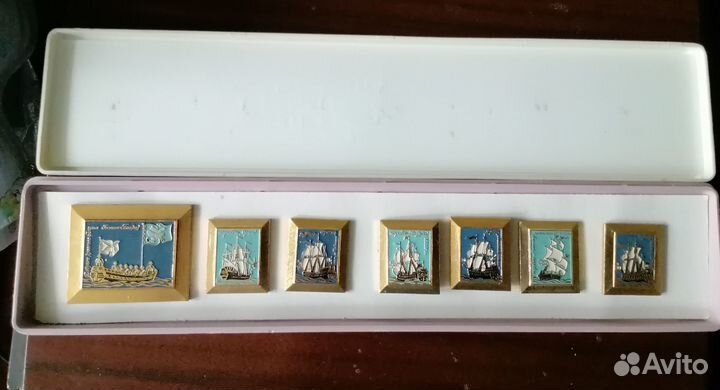 Набор значков 