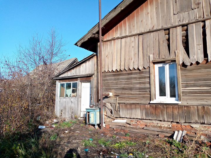 2-к. квартира, 43 м², 1/1 эт.