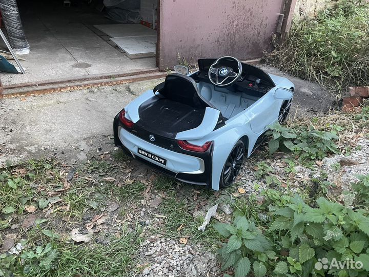 Детский электромобиль BMW i8