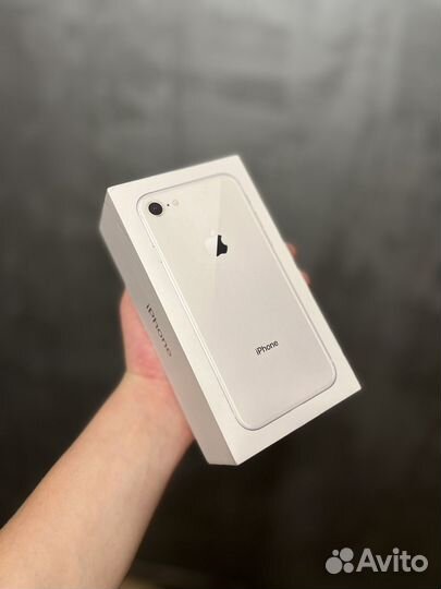 iPhone 8, 128 ГБ