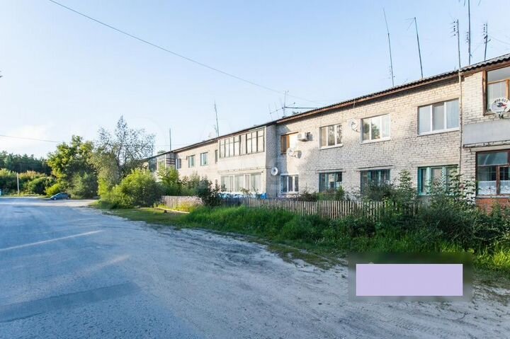 2-к. квартира, 50 м², 1/2 эт.