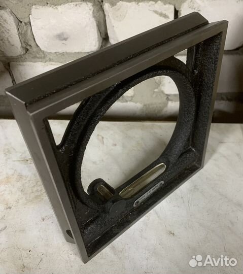 Уровень рамный