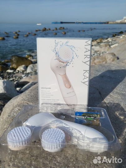 Щётка для очищения лица Mary kay