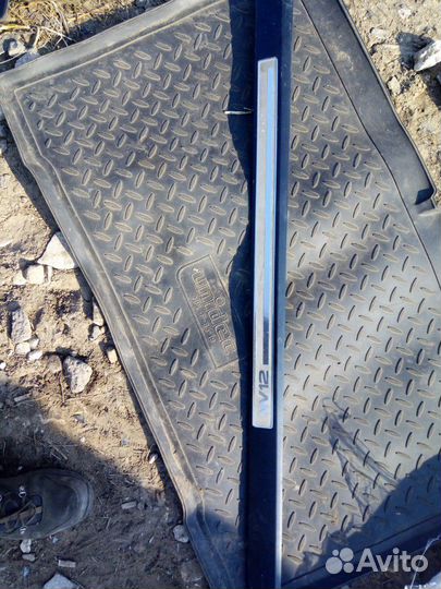 Накладка порога Audi A8 D3