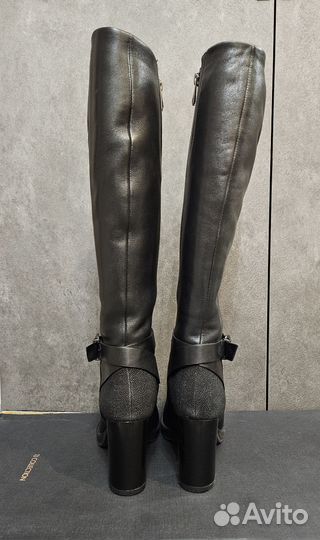 Зимние сапоги