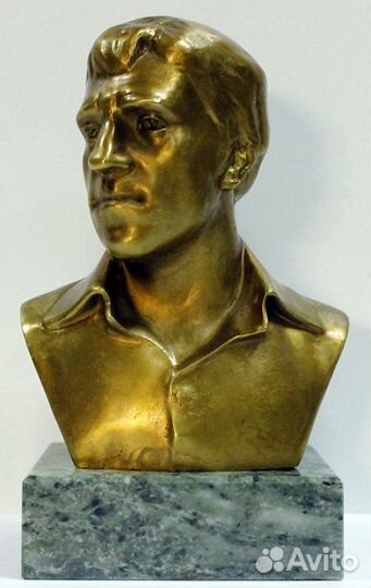 Бюст. Высоцкий. Дзержинский. Николай II. Бронза