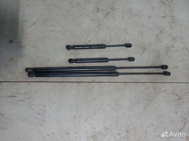 Амортизаторы крышки багажника, капота BMW X3 F25