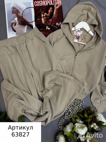 Костюм женский