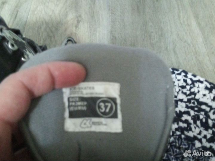 Коньки хоккейные