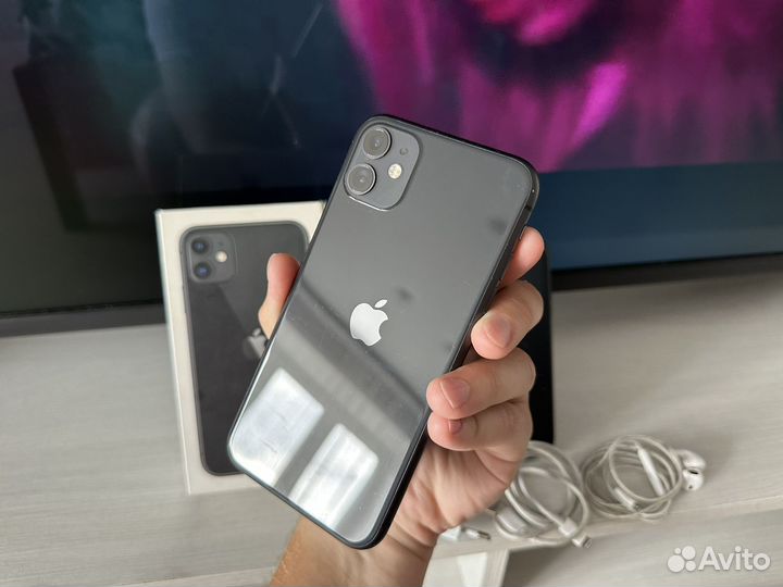 iPhone 11, 64 ГБ