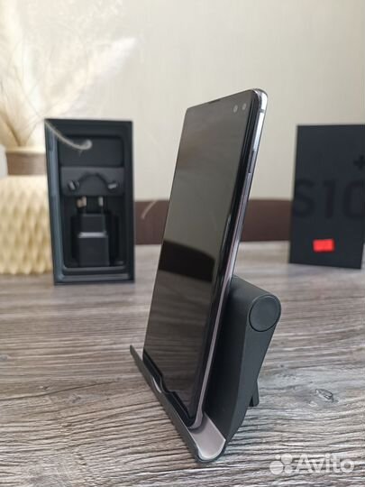 Samsung Galaxy S10+, 8/512 ГБ