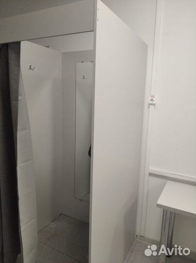 Мебель для пункта выдачи заказов