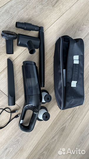 Автомобильный пылесос