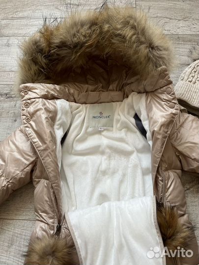 Зимний комбинезон для девочки