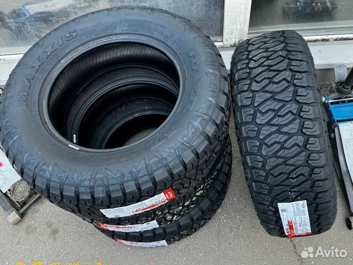 Maxxis AT-811 Razr AT 275/65 R18 116T