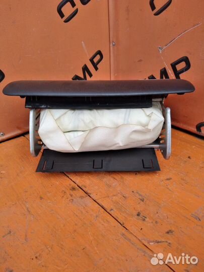 Airbag пассажирский Ford Escape EP3WF L3 2005