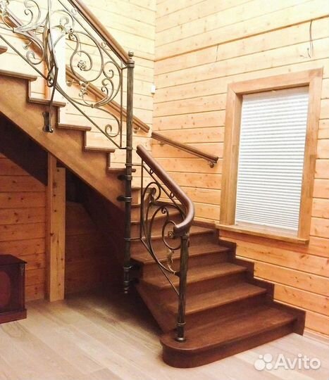 Деревянная межэтажная лестница на заказ в дом за 1