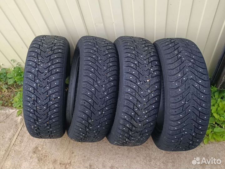 Nokian Tyres Hakkapeliitta 8 185/60 R15