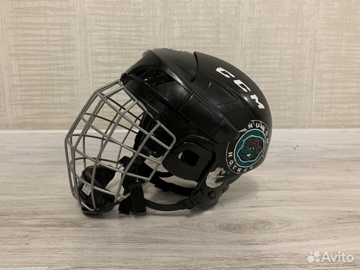 Шлем, шорты