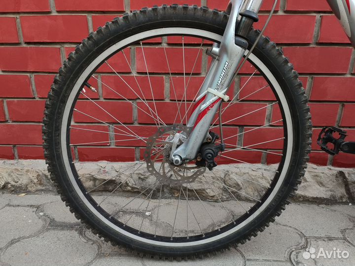 Горный велосипед Giant (рама 21)