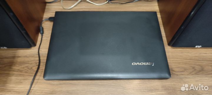 Ноутбук lenovo