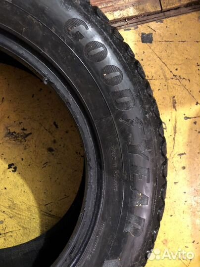 Goodyear UltraGrip Ice 195/65 R15 91T