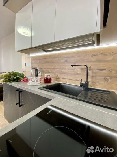 П образная кухня на заказ. Фабрика